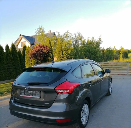 Ford Focus cena 36999 przebieg: 98000, rok produkcji 2018 z Siemiatycze małe 154